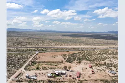 21800 W Hawkeye Road, Congress, AZ 85332 - Photo 1