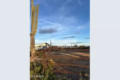 16634 W Gloria Lane, Surprise, AZ 85387 - Photo 10