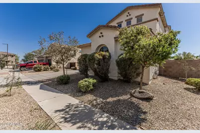 17153 W Gambit Trail, Surprise, AZ 85387 - Photo 6