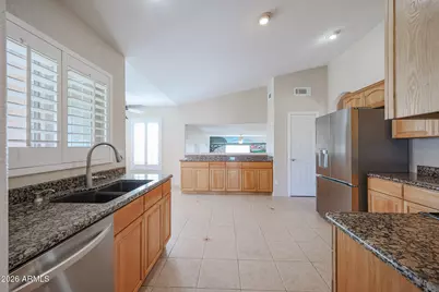 12759 N 86th Lane, Peoria, AZ 85381 - Photo 8