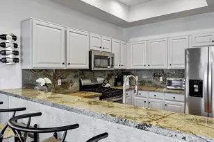 8270 N Hayden Rd, Scottsdale, AZ 85258 - Photo 32