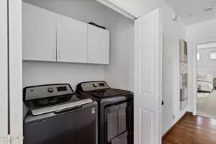 8270 N Hayden Rd, Scottsdale, AZ 85258 - Photo 30