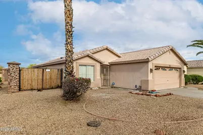 16243 N Oachs Drive, Surprise, AZ 85374 - Photo 4