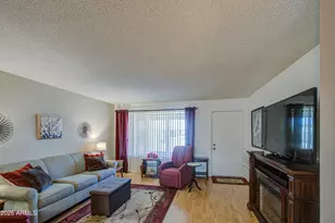 4023 E Clovis Cir, Mesa, AZ 85206 - Photo 6