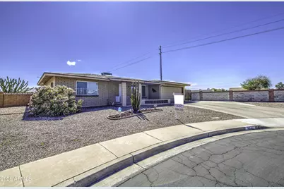 4023 E Clovis Circle, Mesa, AZ 85206 - Photo 2