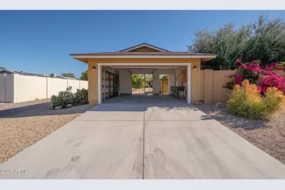 9732 W Stagecoach Court, Sun City, AZ 85373 - Photo 44