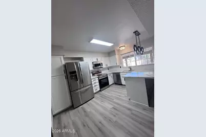 3008 W Angela Drive, Phoenix, AZ 85053 - Photo 6