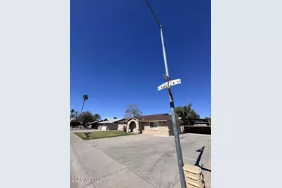 3008 W Angela Drive, Phoenix, AZ 85053 - Photo 2