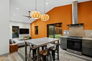 358 E Whitton Ave, Phoenix, AZ 85012 - Photo 14