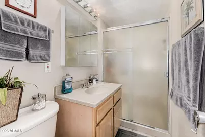 4203 N 36th Street #11, Phoenix, AZ 85018 - Photo 16