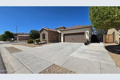 17784 W Sherman Street, Goodyear, AZ 85338 - Photo 2