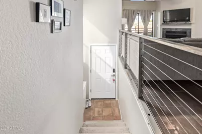 10301 N 70th Street #210, Paradise Valley, AZ 85253 - Photo 2