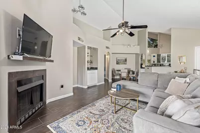 10301 N 70th Street #210, Paradise Valley, AZ 85253 - Photo 1