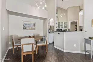 10301 N 70th St, Paradise Valley, AZ 85253 - Photo 6