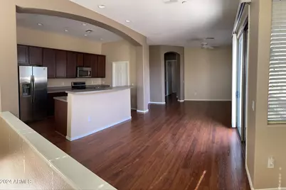 15240 N 142nd Avenue #Unit 2078, Surprise, AZ 85379 - Photo 2