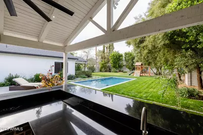 3216 E Weldon Avenue, Phoenix, AZ 85018 - Photo 80