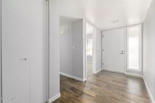 1340 E Garnet Cir, Mesa, AZ 85204 - Photo 4