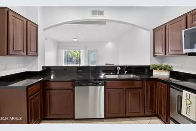 4525 N 22nd Street #Unit 206, Phoenix, AZ 85016 - Photo 2