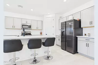 25159 W Bowker Street, Buckeye, AZ 85326 - Photo 8