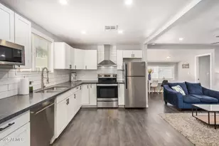 8915 N 9th Pl, Phoenix, AZ 85020 - Photo 2