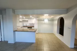 7557 N Dreamy Draw Dr, Phoenix, AZ 85020 - Photo 10