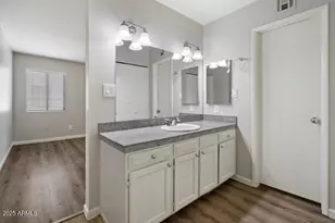 8568 E Indian School Rd, Scottsdale, AZ 85251 - Photo 14