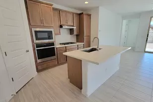 32072 N 117th Ave, Peoria, AZ 85383 - Photo 2