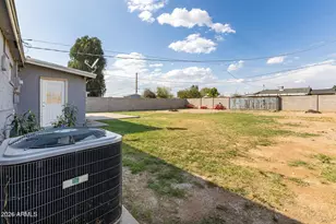 2940 W El Caminito Dr, Phoenix, AZ 85051 - Photo 18
