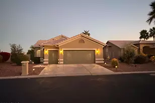 15329 W Catalina Ct, Goodyear, AZ 85395 - Photo 2