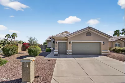 15329 W Catalina Court, Goodyear, AZ 85395 - Photo 2
