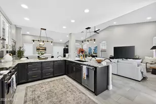 15329 W Catalina Ct, Goodyear, AZ 85395 - Photo 8