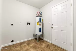 1101 W Oakland St, Chandler, AZ 85224 - Photo 30