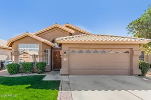 4513 E Dry Creek Rd, Phoenix, AZ 85044 - Photo 2