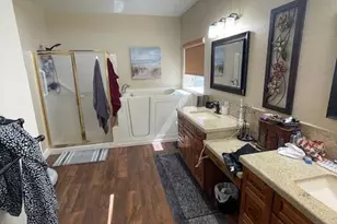 8756 W Rockwood Dr, Peoria, AZ 85382 - Photo 18