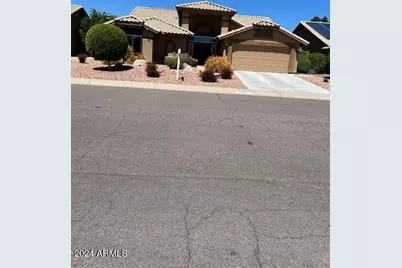 8756 W Rockwood Drive, Peoria, AZ 85382 - Photo 2