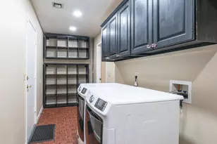 8756 W Rockwood Dr, Peoria, AZ 85382 - Photo 24