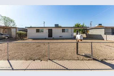 2301 E Lynne Lane, Phoenix, AZ 85042 - Photo 1