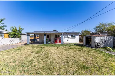 2301 E Lynne Lane, Phoenix, AZ 85042 - Photo 14