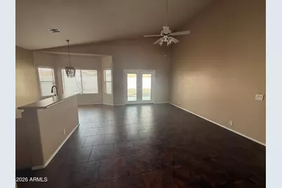 8136 W Laurel Lane, Peoria, AZ 85345 - Photo 10