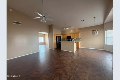 8136 W Laurel Lane, Peoria, AZ 85345 - Photo 12