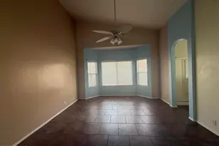 8136 W Laurel Ln, Peoria, AZ 85345 - Photo 22