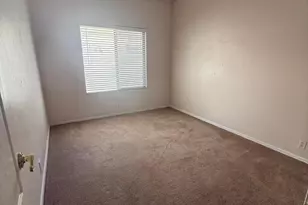 8136 W Laurel Ln, Peoria, AZ 85345 - Photo 20