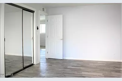 3141 N 37th Street #Apt 14, Phoenix, AZ 85018 - Photo 6