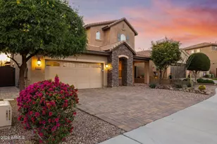 32388 N 129th Dr, Peoria, AZ 85383 - Photo 2