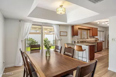 517 W Coral Gables Drive, Phoenix, AZ 85023 - Photo 14