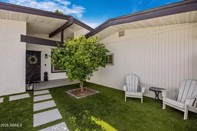 517 W Coral Gables Drive, Phoenix, AZ 85023 - Photo 1