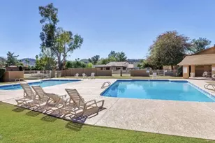 517 W Coral Gables Dr, Phoenix, AZ 85023 - Photo 30