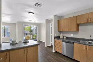 5611 S 32nd St, Phoenix, AZ 85040 - Photo 8