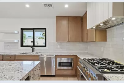 4515 N 35th Street, Phoenix, AZ 85018 - Photo 12