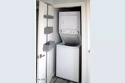 3141 N 37th Street #Apt 10, Phoenix, AZ 85018 - Photo 10